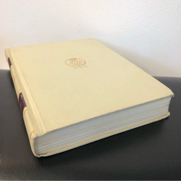 Vintage-7-Antiques Encyclopaedia Britannica 1963 Volume Daisy toEducational book
